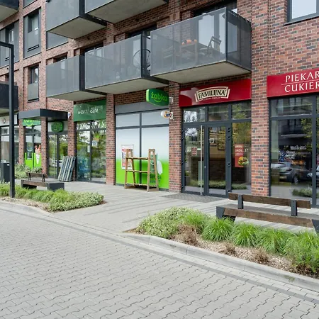 Apartmán Luksusowy Z 3 Sypialniami, Klimatyzacja, Parkingiem I Biurkiem We Wroclawiu By Renters Prestige *