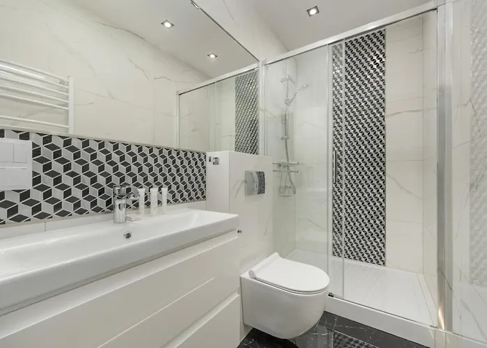 Apartmán Luksusowy Z 3 Sypialniami, Klimatyzacja, Parkingiem I Biurkiem We Wroclawiu By Renters Prestige Vratislav