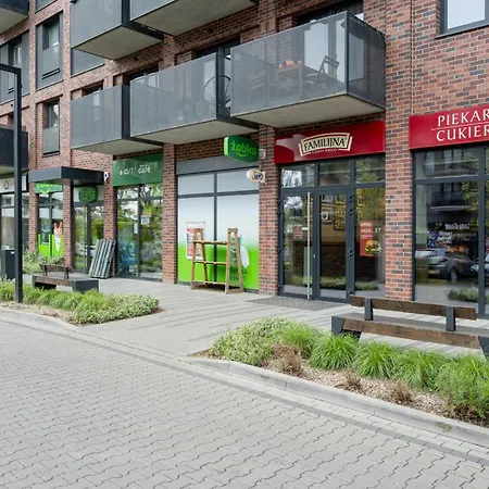 Apartment Luksusowy Z 3 Sypialniami, Klimatyzacja, Parkingiem I Biurkiem We Wroclawiu By Renters Prestige *