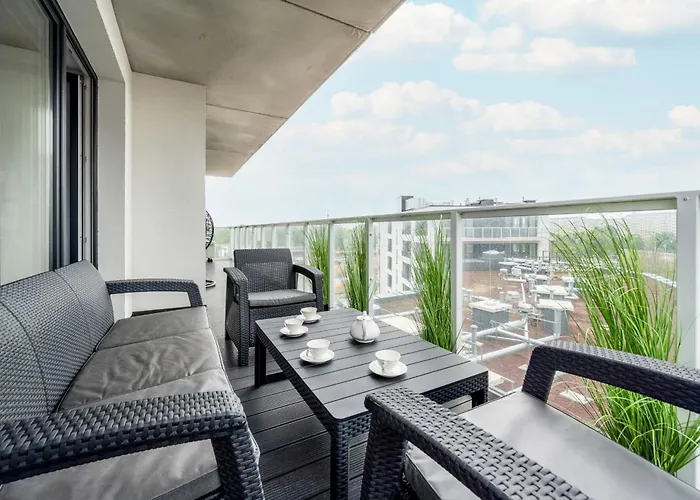 Luksusowy Z 3 Sypialniami, Klimatyzacja, Parkingiem I Biurkiem We Wroclawiu By Renters Prestige Апартаменты *