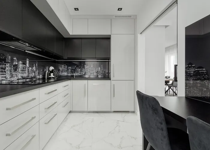 Luksusowy Z 3 Sypialniami, Klimatyzacja, Parkingiem I Biurkiem We Wroclawiu By Renters Prestige Апартаменты Вроцлав